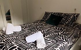 Lovely Rooms En Piso Compartido